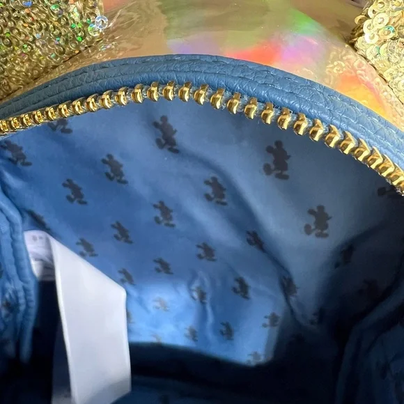 WDW Minnie Mouse 50th Anniversary Gold Earidescent Loungefly Backpack - Picture 3 of 4